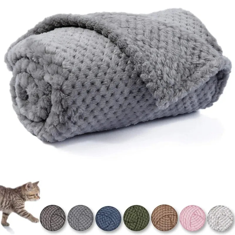 Warm Soft Fuzzy Blankets for Puppy Small Medium Large Dogs Fleece Kitten Cats Plush Throws for Bed Couch Sofa Blanket Supply